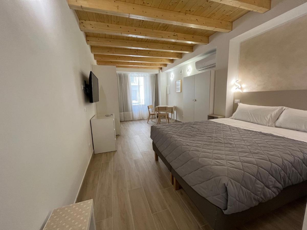 Anfite Apartments Santa Maria Desenzano del Garda Dış mekan fotoğraf